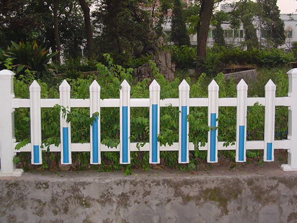 PVC园林护栏
